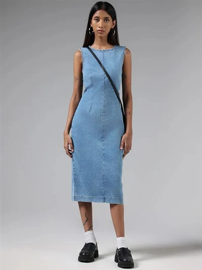 Vestido midi denim lavado sin mangas